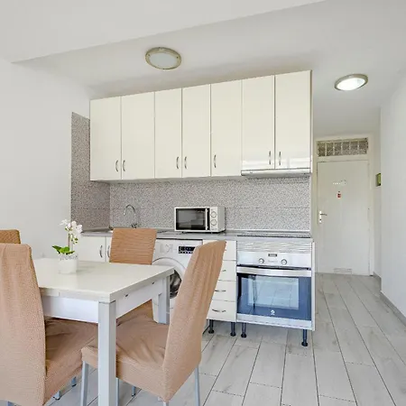 Apartment Un En Playa De Americas