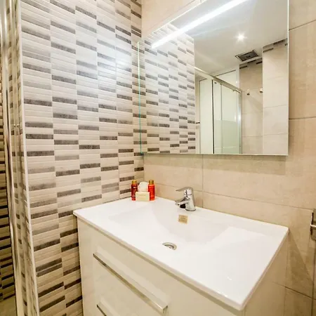 Un En Playa De Americas Costa Adeje (Tenerife)